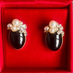 Brand new Pearl & Stone Stud Earrings