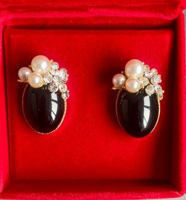 Brand new Pearl & Stone Stud Earrings