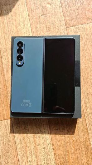 Samsung Galaxy Z Fold 4