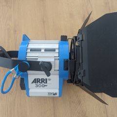 ARRI 300 Plus Fresnel