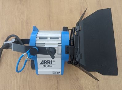 ARRI 300 Plus Fresnel