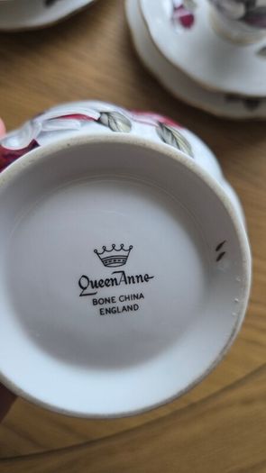 Queen Anne tea set