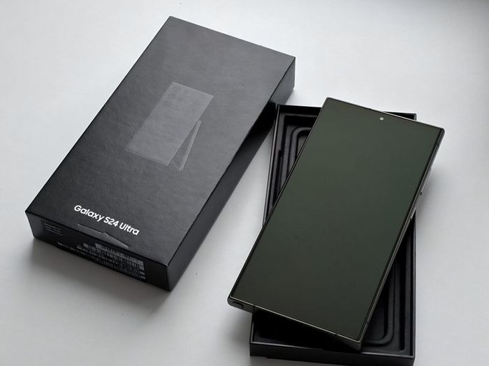 Samsun s24 Ultra (Grade A) Titanium Black