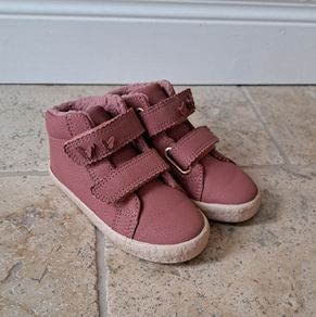 Girls faux fur boots (Size 7.5)