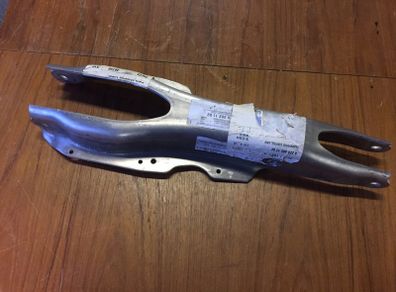 Lower Rear Suspension Arm (Mercedes W220)