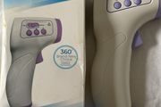 Digital thermometer