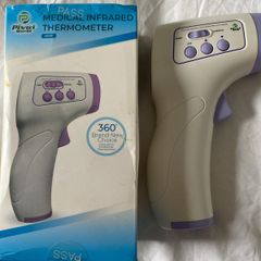 Digital thermometer
