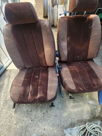 Mercedes r107 parts