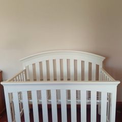 baby cot