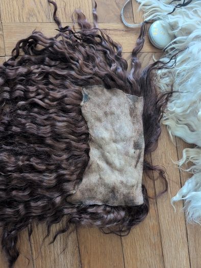 Doll hair Goat skin with long curls
