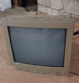 2 tvs