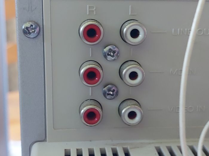Sony Micro HiFi Component System, Model CMT-CP1, Radio, Tape & CD, all working fine and in very good condition