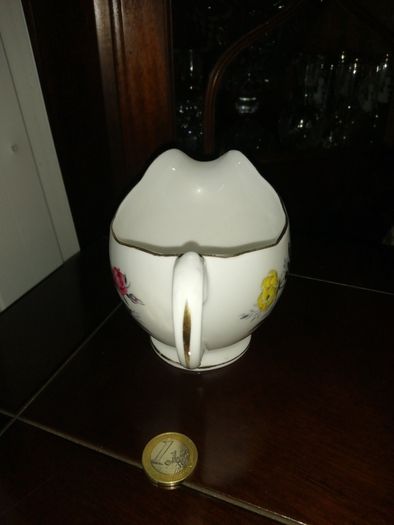 Porcelain milk jug