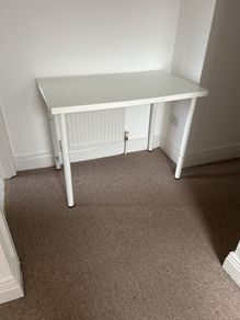 Table study white