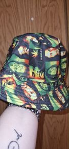 bucket hat