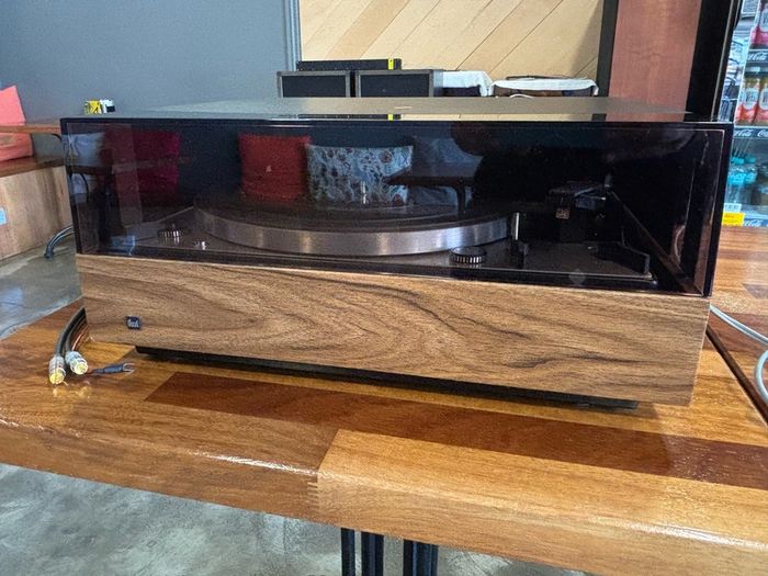 Vintage DUAL 1229 Turntable
