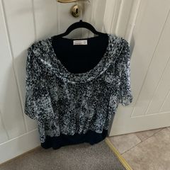 Ladies dressy top size 18