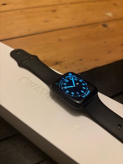 Apple Watch Series 4