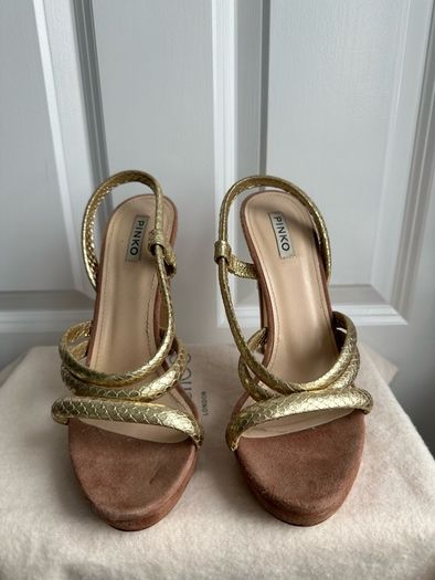 Pinko sandals
