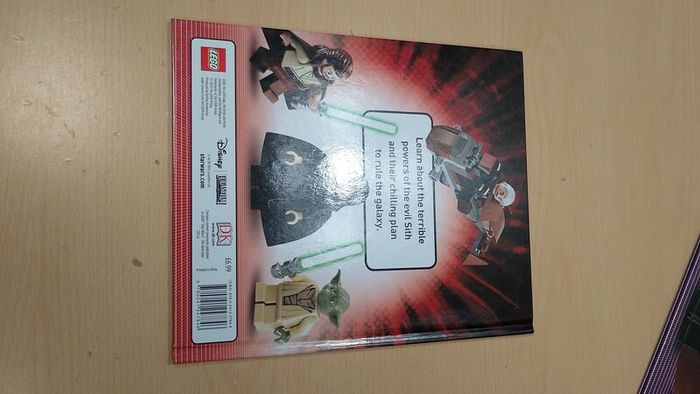 LEGO Star Wars Rise Of The Sith and Dookus Army Books