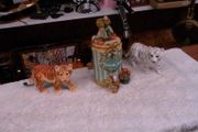 vintage savings box
