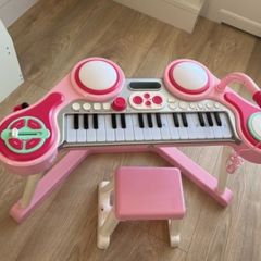 play piano kids
