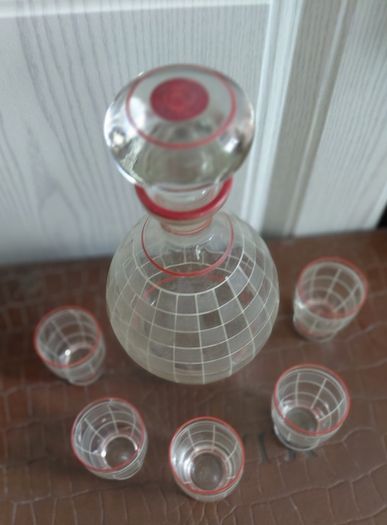 retro decanter set