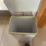 Fire retardant metal waste bin Image 2