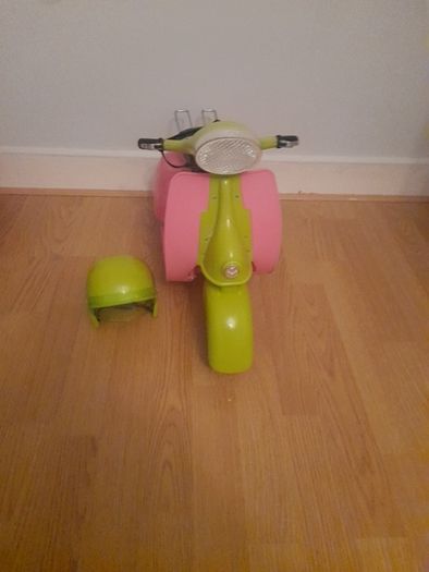 Our Generation Ride in Style Scooter