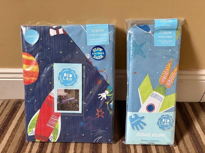 Junior Kids Reversible Glow in the Dark Duvet Cover Set with Fitted Sheet