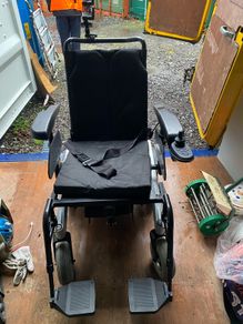 electric wheelchair