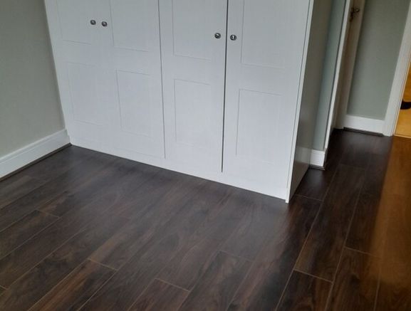 Floor/floor fitter