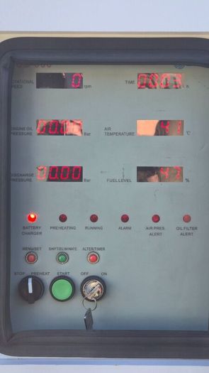 Portable diesel Compressor 210 CFM 7.5-8 Bar