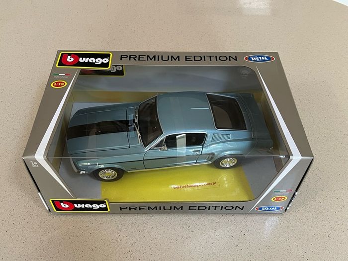 Ford Mustang GT Cobra Jet 1/18 Burago Rare