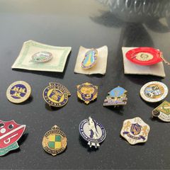 Vintage bowling badges