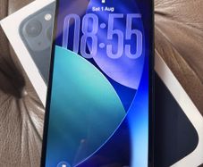 iPhone 13 Midnight blue