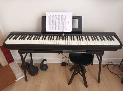 Roland FP10 Weighted Keyboard Piano Bundle