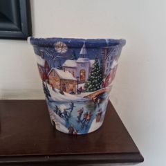 Christmas plant pot