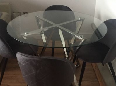 Round glass table ONLY