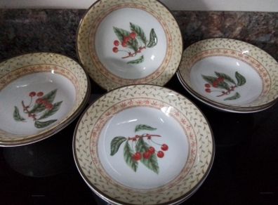 Johnson Bros Dessert Bowls