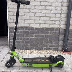 Razor electric scooter
