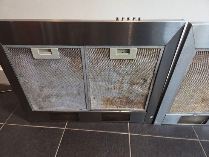 2 Stainless Steel Cooker Hood Extractors