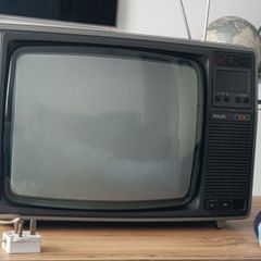 old 1980s Philips TV