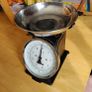 Kitchen weighing scales Image 4