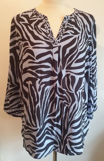 Cecil Animal Print Tunic Top Blouse New With Tags Black & Blue Guest Holidays Size S UK12 Payment By REVOLUT or PAYPAL