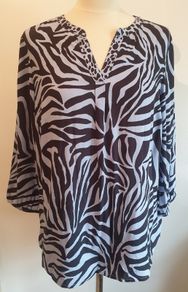 Cecil Animal Print Tunic Top Blouse New With Tags Black & Blue Guest Holidays Size XS UK10 Payment By REVOLUT or PAYPAL