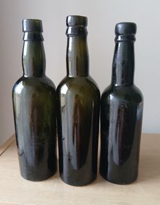 Lot of 3 vintage Guinness bottles