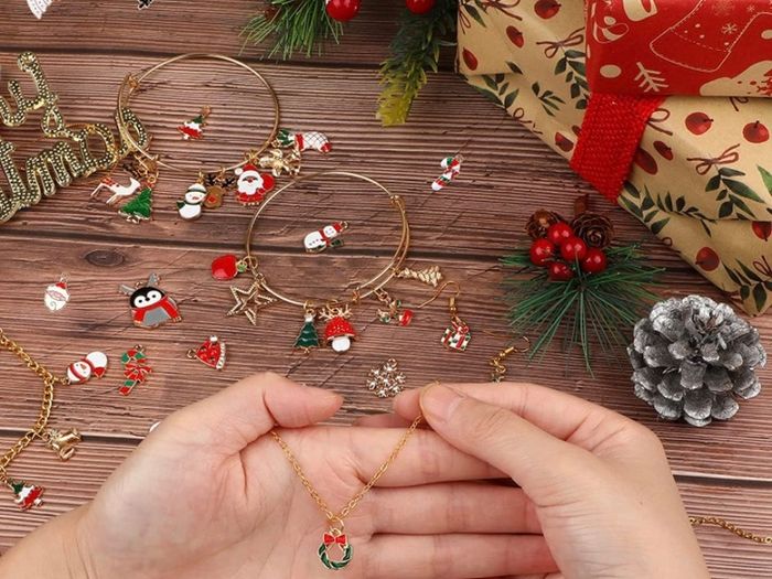 110Pcs Christmas Gold Enamel Charms DIY Jewelry Making Charms Pendants for Bracelet Necklace Earring Craft Supplies (FREE POSTAGE)