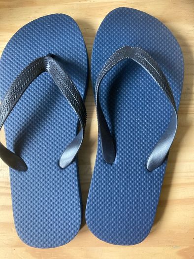 Flip Flops size 3