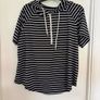 Shein hooded T-shirt Image 4